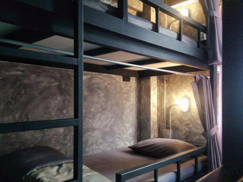 Vm1 Hostel Банкок Екстериор снимка